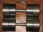 Продам стальные гантели для спортзала по 42 кг каждая,