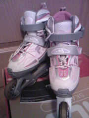 Детские ролики FILA X-ONE 10 G на девочку (32-35),  почти новые,  съёмный внутренний сапожок !!!